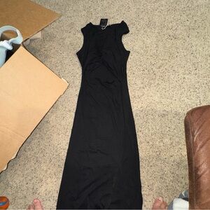 Chic Black Sleeveless Maxi Dress
